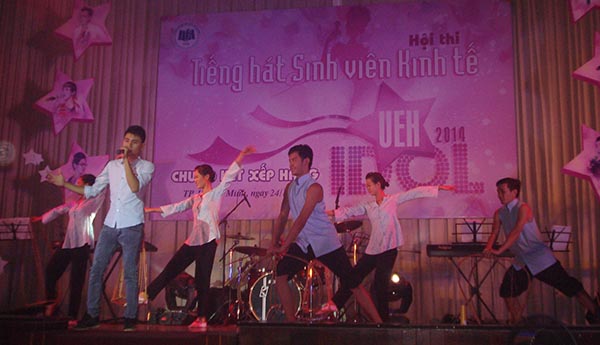 Chung[-]kết[-]xếp[-]hạng[-]hội[-]thi[-]tiếng[-]hát[-]sinh[-]viên[-]kinh[-]tế[-]-[-]UEH[-]IDOL[-]2014